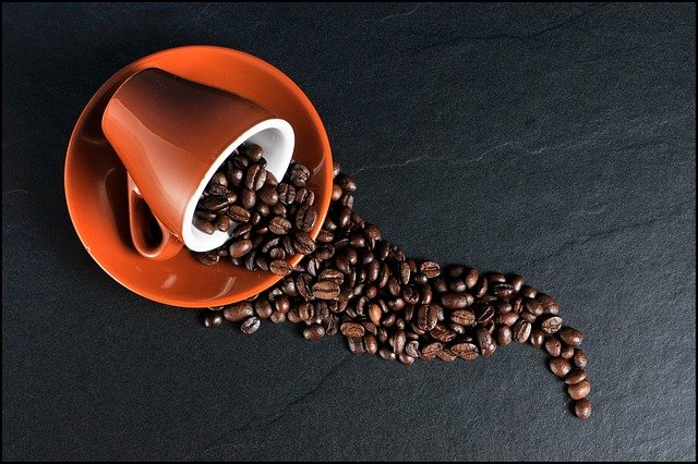 Kaffeevollautomat mit Mahlwerk